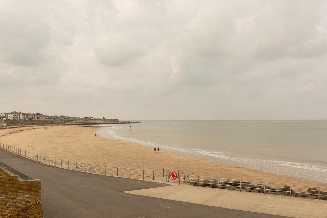 Funky Flat In Margate'S Westbrook Bay Leilighet Eksteriør bilde