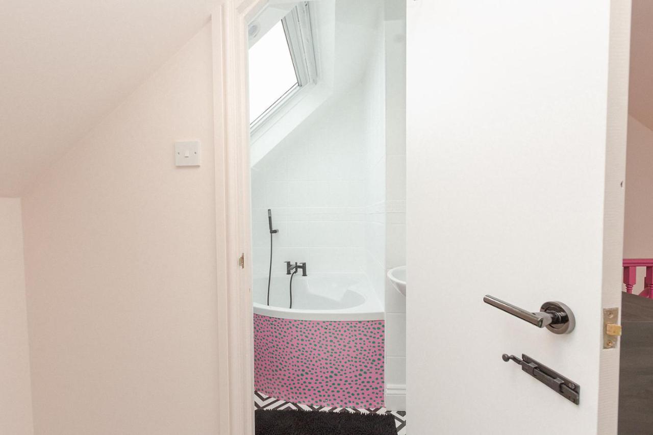Funky Flat In Margate'S Westbrook Bay Leilighet Eksteriør bilde
